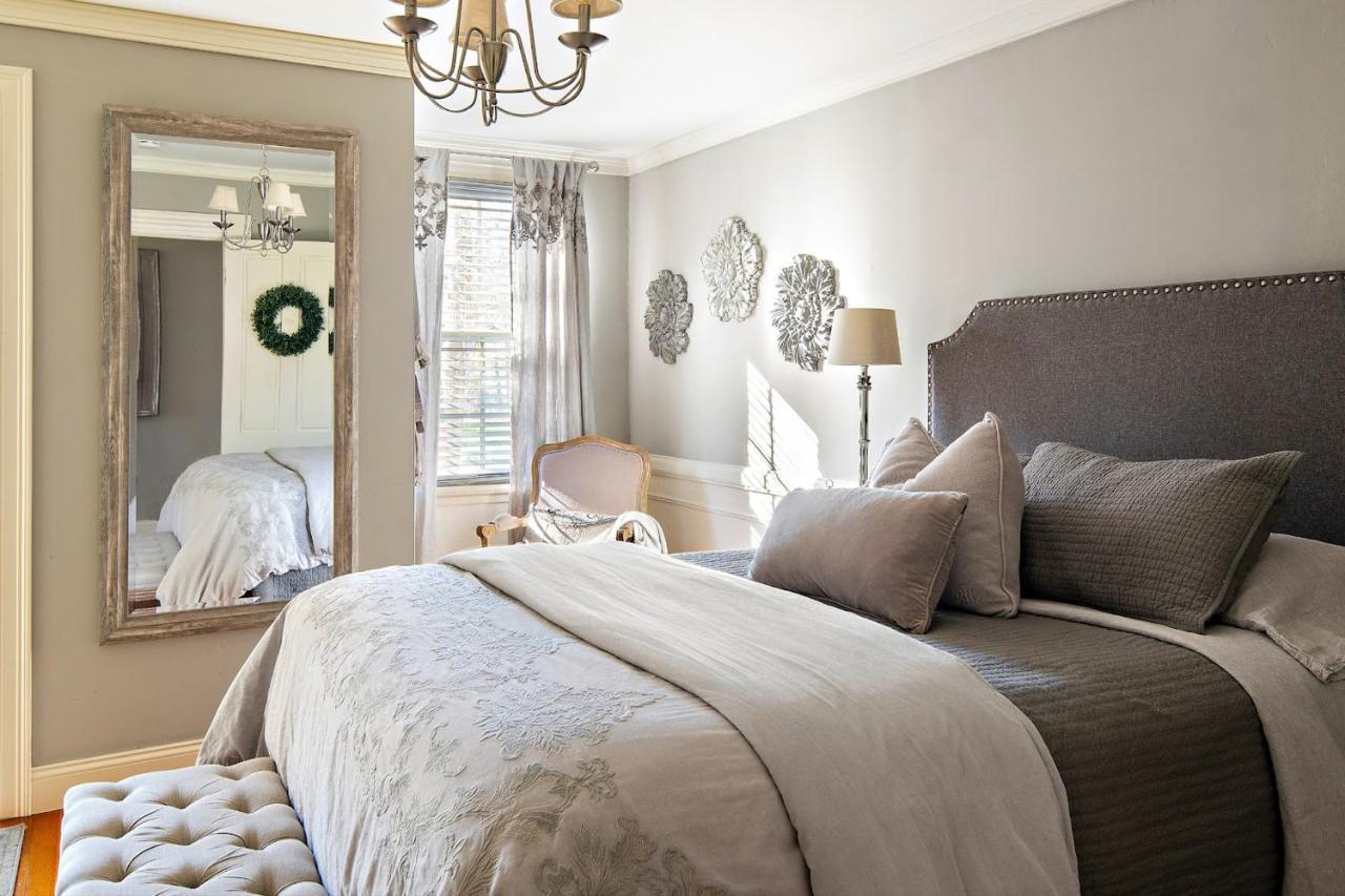 The Watson Boutique Bed And Breakfast Thompson Екстериор снимка